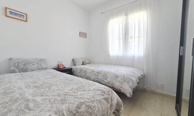 Wiederverkauf - Villa -
Orihuela Costa - La Florida