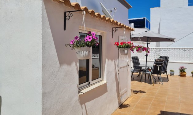 Wiederverkauf - Villa -
Orihuela Costa - La Florida