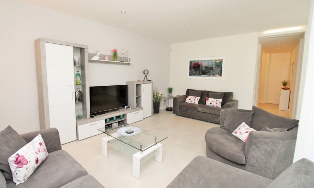 Resale - Apartment -
Villamartín - Los Dolses