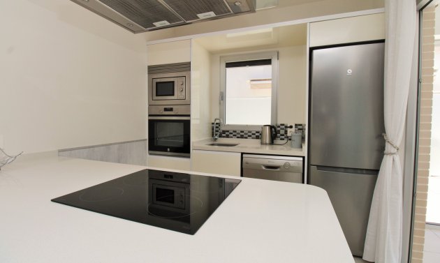Resale - Apartment -
Villamartín - Los Dolses