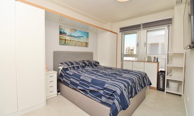 Resale - Apartment -
Villamartín - Los Dolses