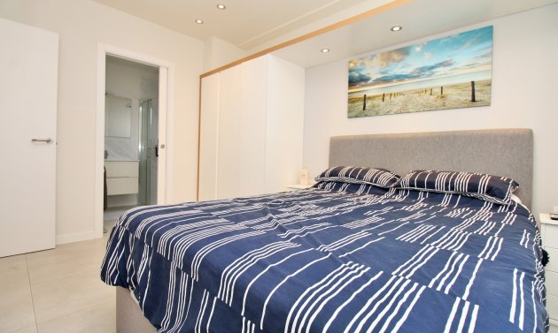 Resale - Apartment -
Villamartín - Los Dolses