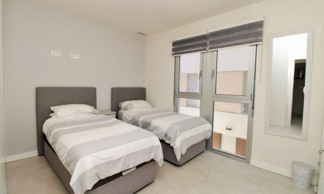 Resale - Apartment -
Villamartín - Los Dolses