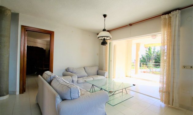 Resale - Villa -
Alicante - Campoamor