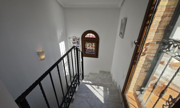 Resale - Villa -
Algorfa - La Finca Golf