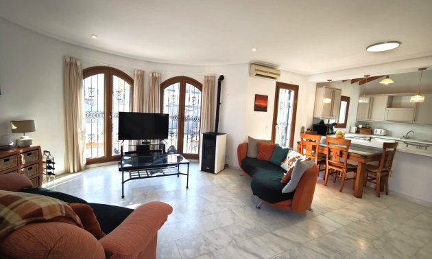 Resale - Villa -
Algorfa - La Finca Golf