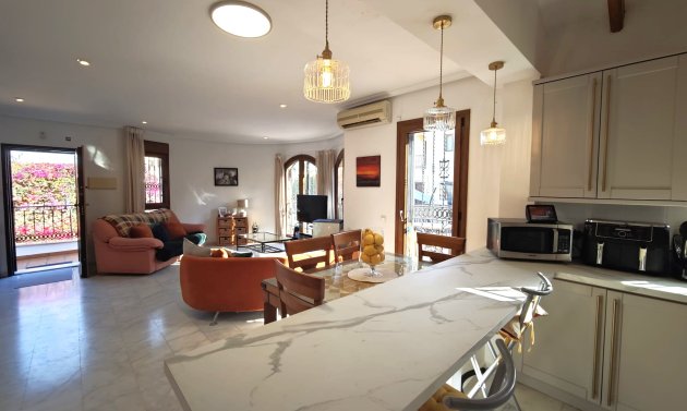 Resale - Villa -
Algorfa - La Finca Golf