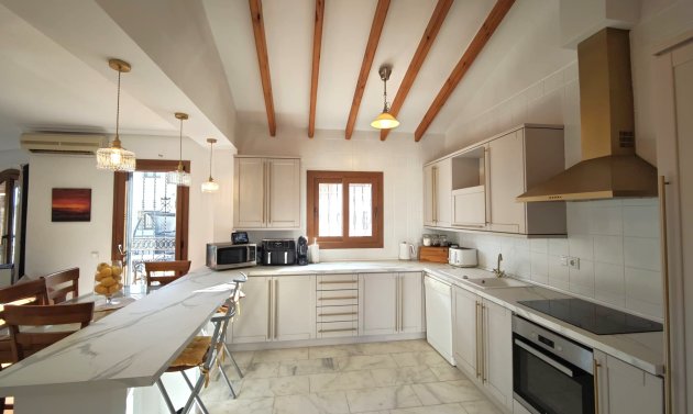 Resale - Villa -
Algorfa - La Finca Golf