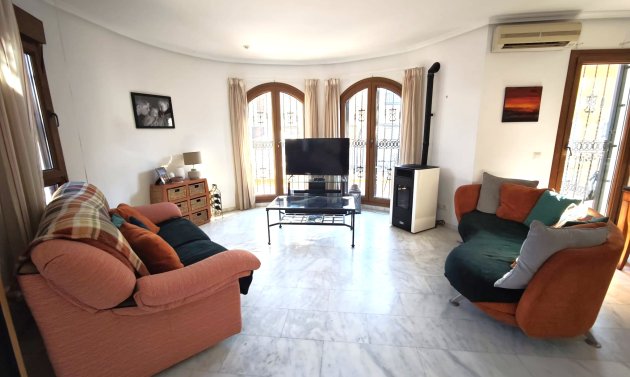 Resale - Villa -
Algorfa - La Finca Golf