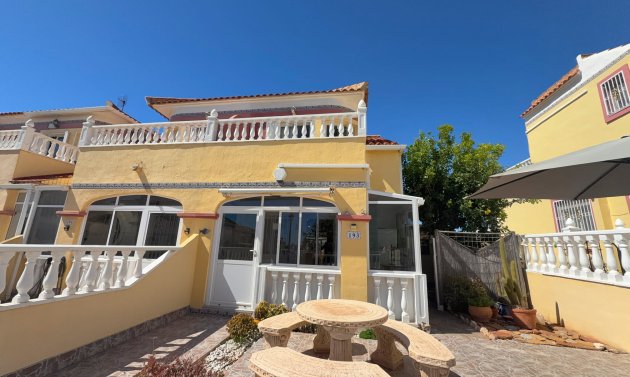 Wiederverkauf - Semi Detached Villa -
Cabo Roig - Cabo Roig>La Regia
