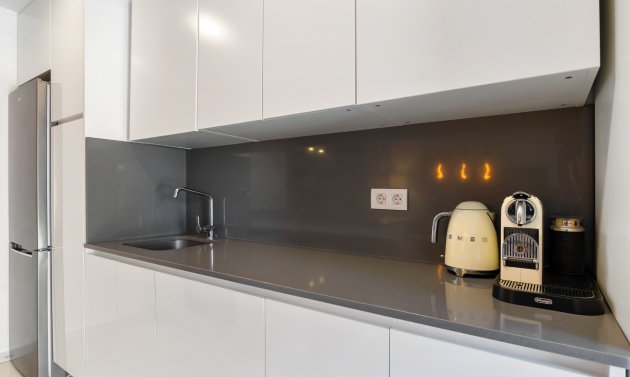 Reventa - Villa -
Villamartín - Villamartin