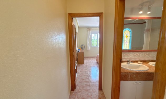Resale - Villa -
Cabo Roig - Cabo Roig>La Regia