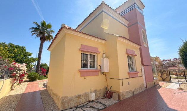 Resale - Villa -
Cabo Roig - Cabo Roig>La Regia