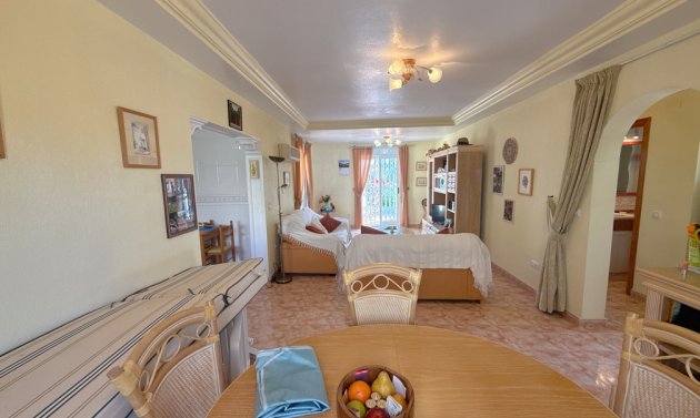 Resale - Villa -
Cabo Roig - Cabo Roig>La Regia