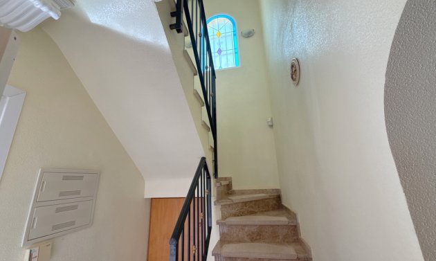 Resale - Villa -
Cabo Roig - Cabo Roig>La Regia