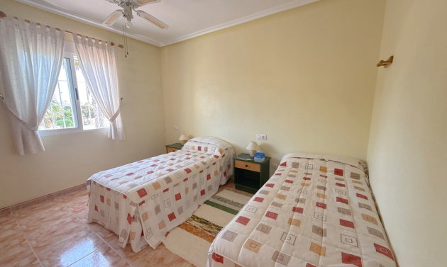 Resale - Villa -
Cabo Roig - Cabo Roig>La Regia