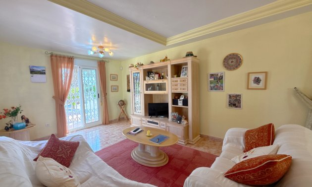 Resale - Villa -
Cabo Roig - Cabo Roig>La Regia