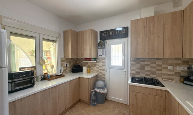 Resale - Bungalow -
Villamartín - Blue Lagoon