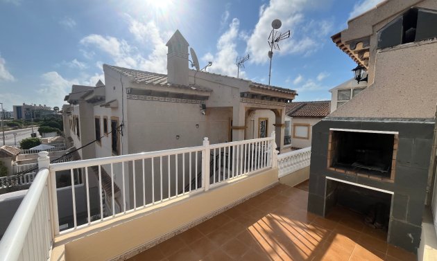 Reventa - Apartamento -
Playa Flamenca - Res. San Antonio