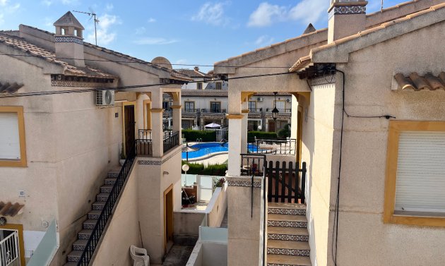 Reventa - Apartamento -
Playa Flamenca - Res. San Antonio