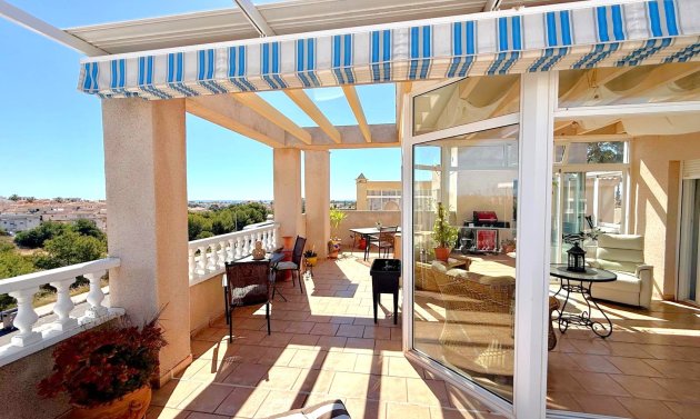Reventa - Duplex -
Orihuela Costa - Playa Flamenca