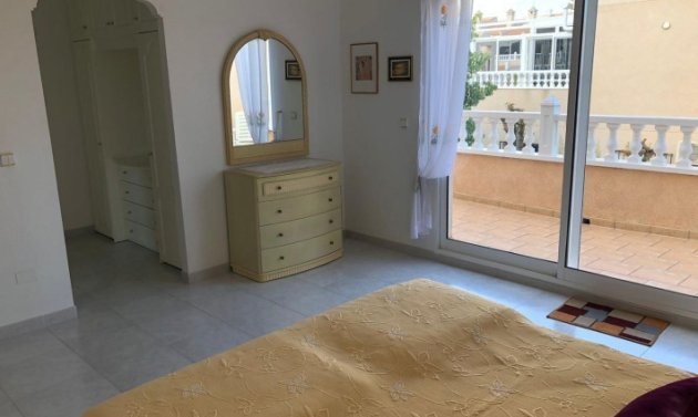 Resale - Duplex -
Orihuela Costa - Playa Flamenca