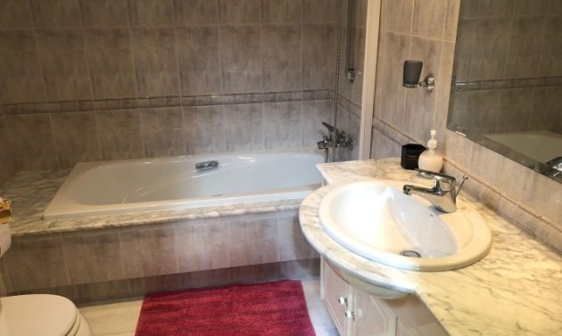 Resale - Duplex -
Orihuela Costa - Playa Flamenca