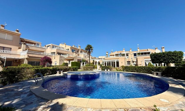 Resale - Duplex -
Orihuela Costa - Playa Flamenca