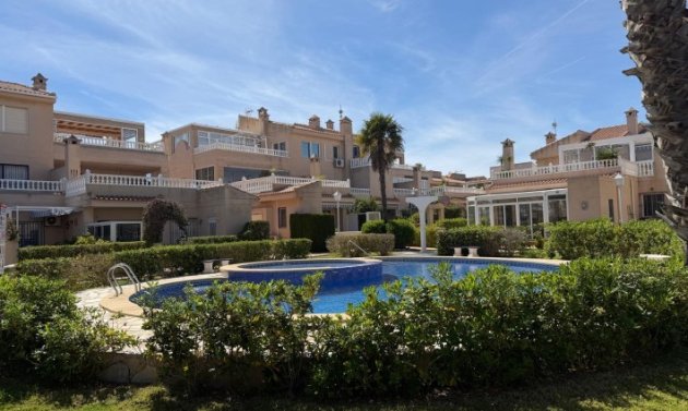 Resale - Duplex -
Orihuela Costa - Playa Flamenca