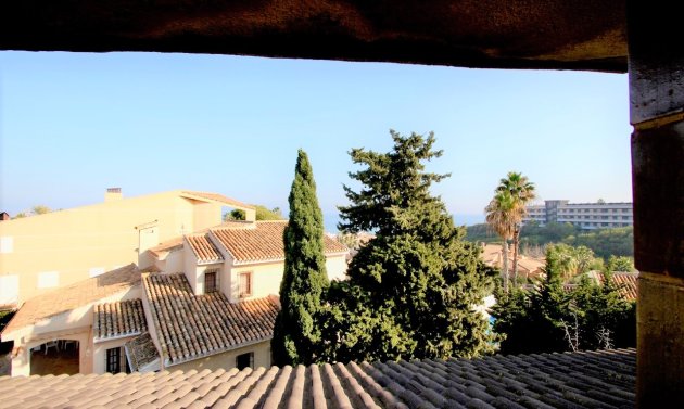 Resale - Villa -
Alicante - Campoamor