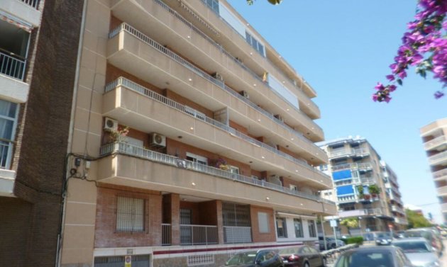 Resale - Apartment -
Villamartín - Villamartin