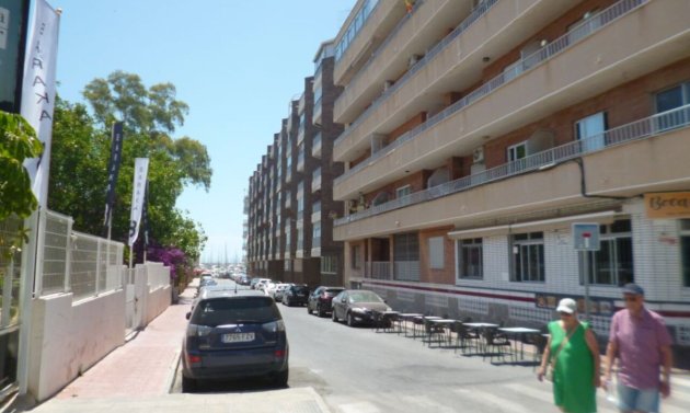 Resale - Apartment -
Villamartín - Villamartin