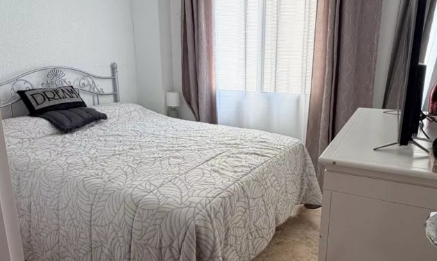Resale - Apartment -
Villamartín - Villamartin