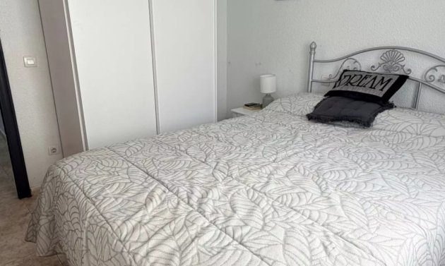 Resale - Apartment -
Villamartín - Villamartin