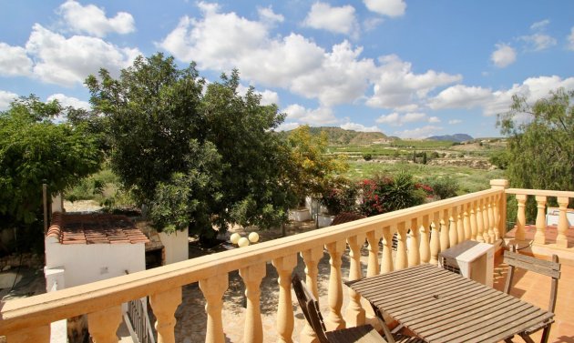 Resale - Villa -
Fortuna