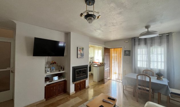 Wiederverkauf - Quad House -
Playa Flamenca - Jumilla