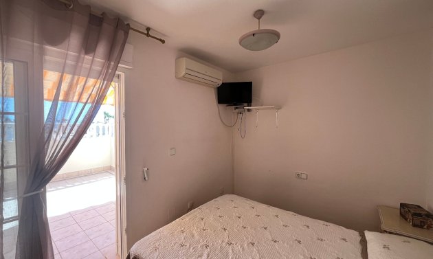 Wiederverkauf - Quad House -
Playa Flamenca - Jumilla