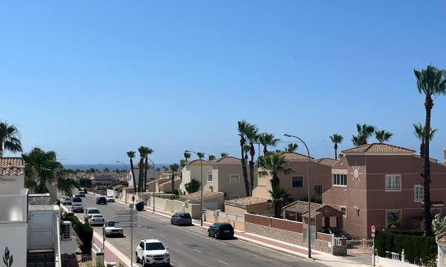 Wiederverkauf - Quad House -
Playa Flamenca - Jumilla