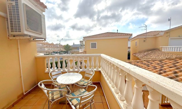 Resale - Villa -
Orihuela Costa - Villamartín