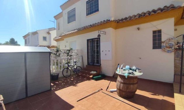 Reventa - Semi Detached Villa -
Playa Flamenca - Play Flamenca
