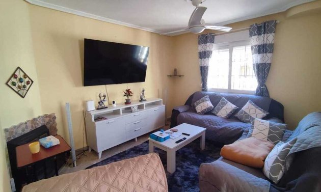 Reventa - Semi Detached Villa -
Playa Flamenca - Play Flamenca