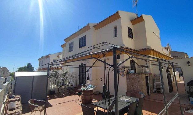 Reventa - Semi Detached Villa -
Playa Flamenca - Play Flamenca