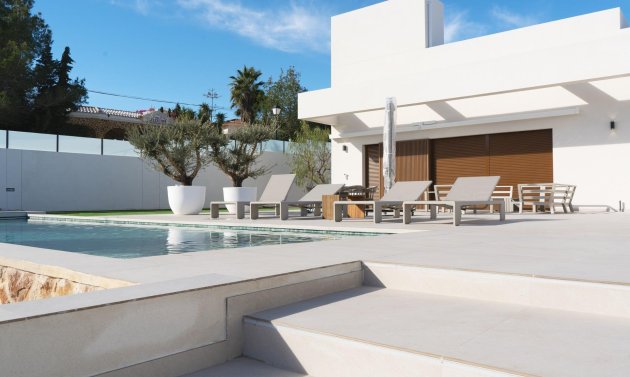 Obra nueva - Villa -
Benejúzar - alta