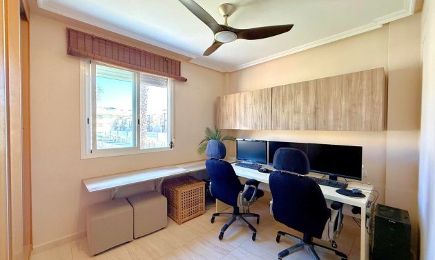 Resale - Townhouse -
Orihuela Costa - Lomas de Cabo Roig