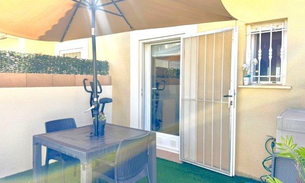 Resale - Townhouse -
Orihuela Costa - Lomas de Cabo Roig
