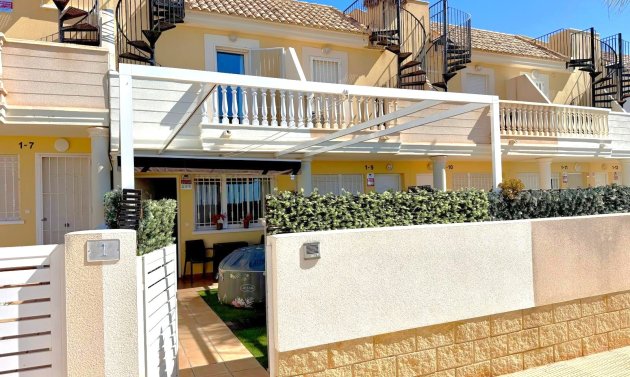 Resale - Townhouse -
Orihuela Costa - Lomas de Cabo Roig