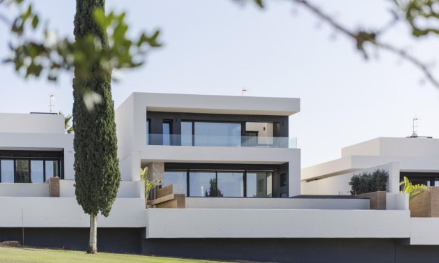 Obra nueva - Villa -
Algorfa - La Finca Golf