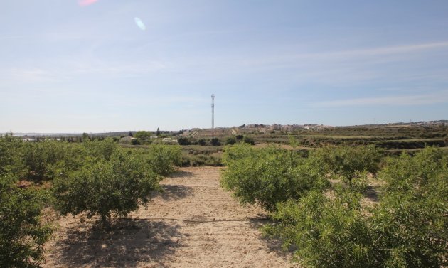 Resale - Villa -
Fortuna
