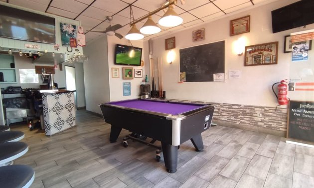 Resale - Commercial -
Los Altos