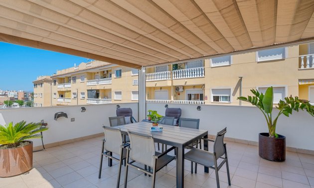 Wiederverkauf - Stadthaus -
Formentera del Segura